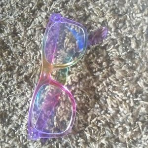 Kids / women's glasses that are 🌈